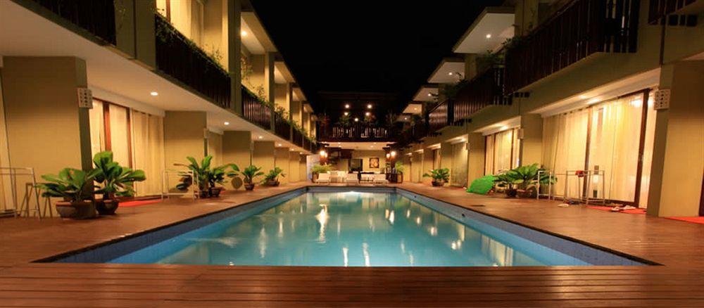 Devata Suites And Residence Легиан Экстерьер фото